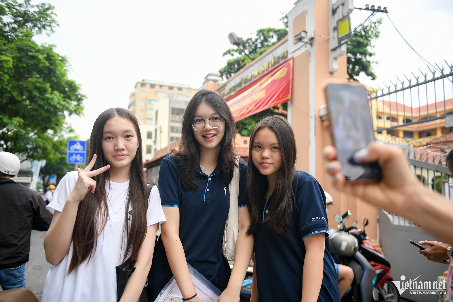 W-thi 10 TPHCM   Nguyễn Huế 2.jpg