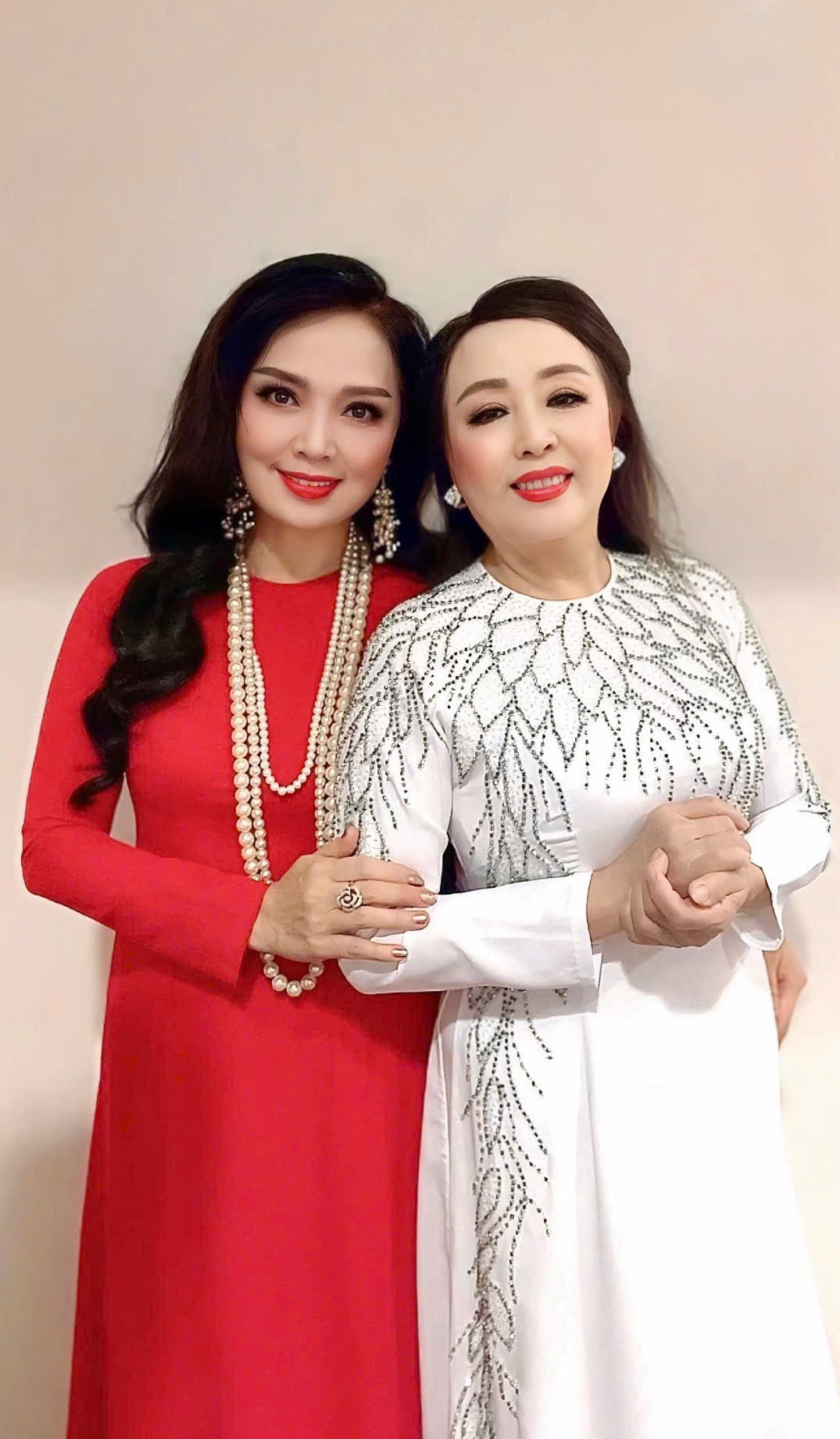 Từ sân khấu rực rỡ đến gói mì tôm chia đôi của cặp NSND cả nước biết tên插图1 thaibao4.jpg