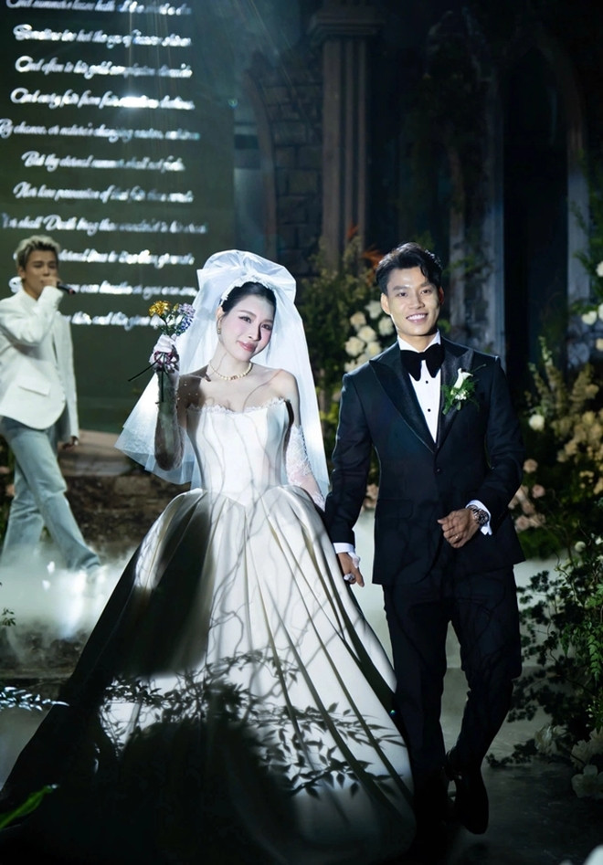 van thanh 0.jpg