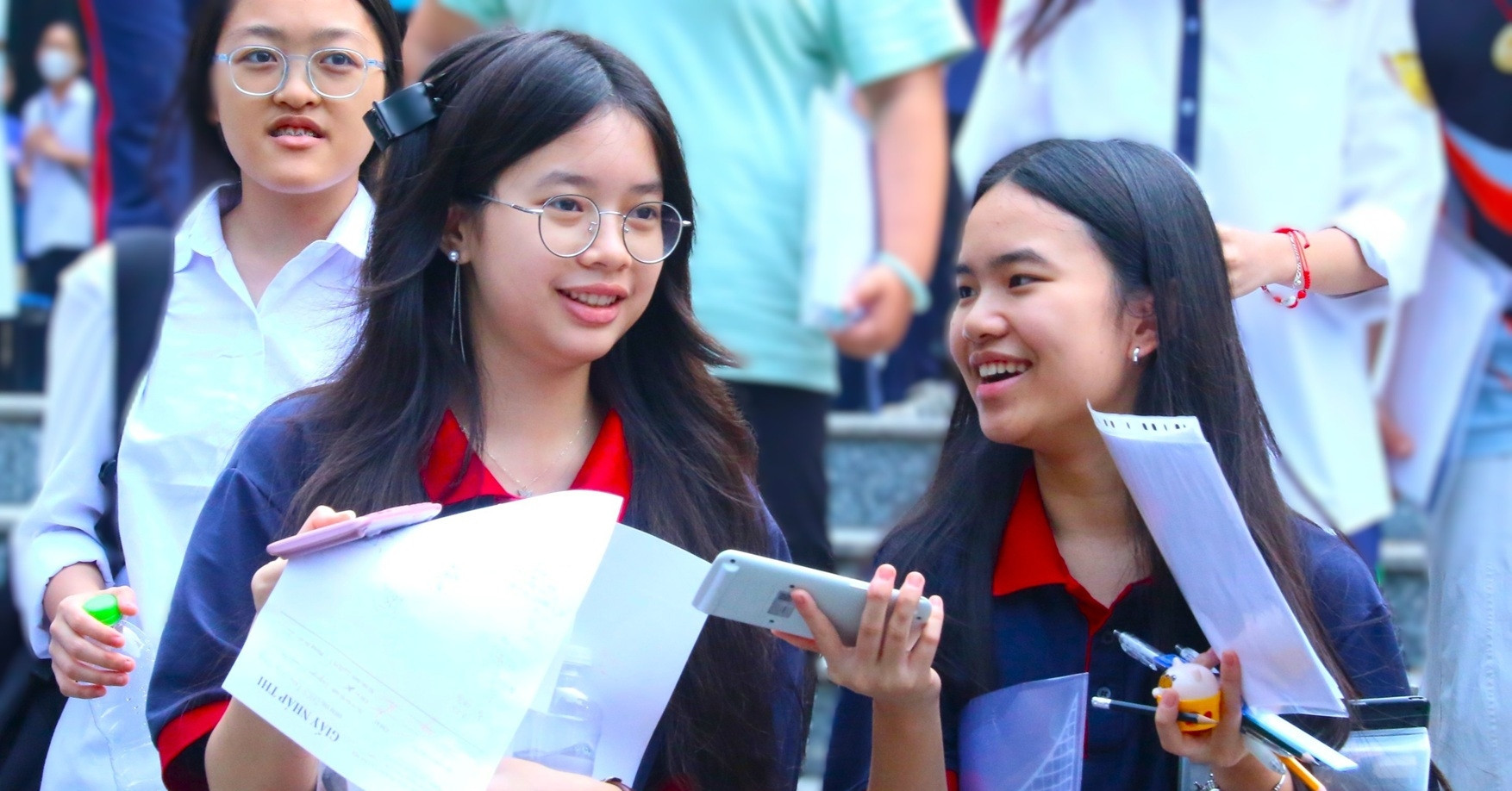 Hà Nội công bố 16 thủ khoa lớp 10 chuyên: Lộ diện những gương mặt xuất sắc nhất kỳ thi năm nay- Ảnh 1.