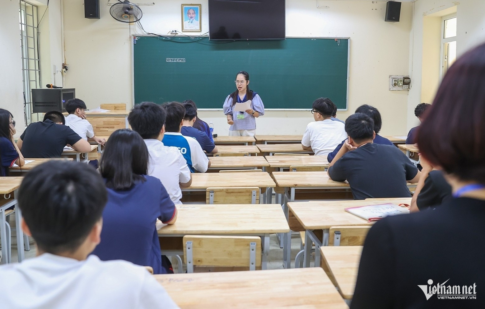 Chuyện đỗ, trượt lớp 10 công lập: 'Cuộc đời không chấm điểm con người bằng một kỳ thi'插图 W-w quang trung dong da 3374 1579.jpg