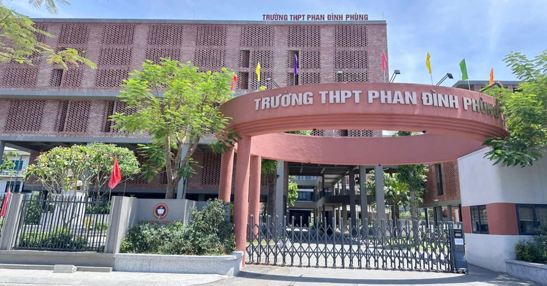 Bộ GD&ĐT đề nghị trường đại học báo cáo việc mời ông Nguyễn Thành Nam giảng dạy插图 Bộ GD&ĐT đề nghị trường đại học báo cáo việc mời ông Nguyễn Thành Nam giảng dạy插图