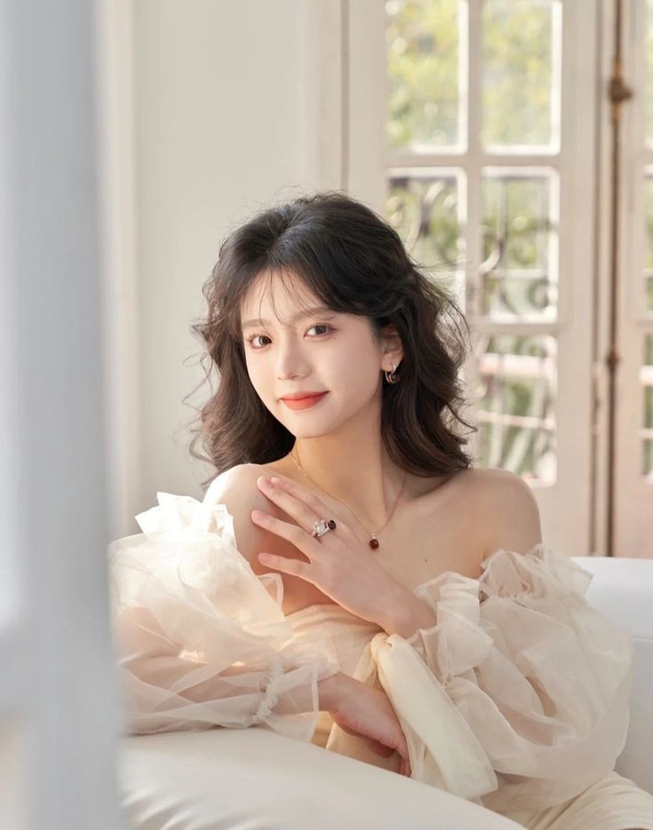 Tử vi Chủ Nhật 28/6/2026 của 12 con giáp: Dần - Ngọ quý nhân tụ hội, công việc suôn sẻ trăm bề, Mão - Thân tiền bạc ảm đạm, sự nghiệp đề phòng trắng tay - Ảnh 1