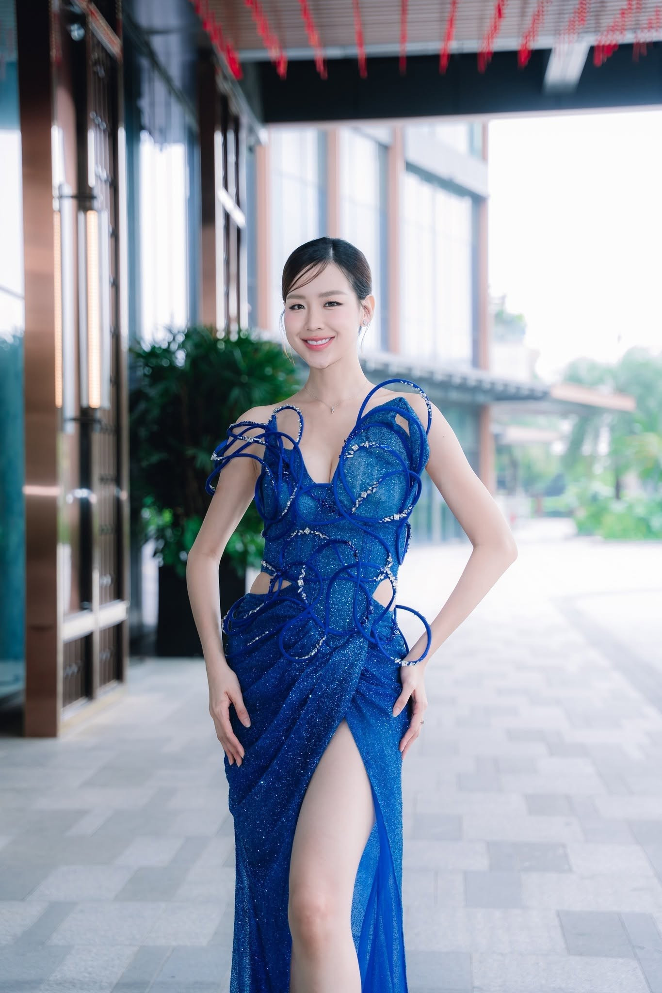 giua-drama-22phong-bat22-cua-hoa-hau-bao-ngoc-miss-world-co-dong-thai-phu-phang-anh-4-1782529968.jpg