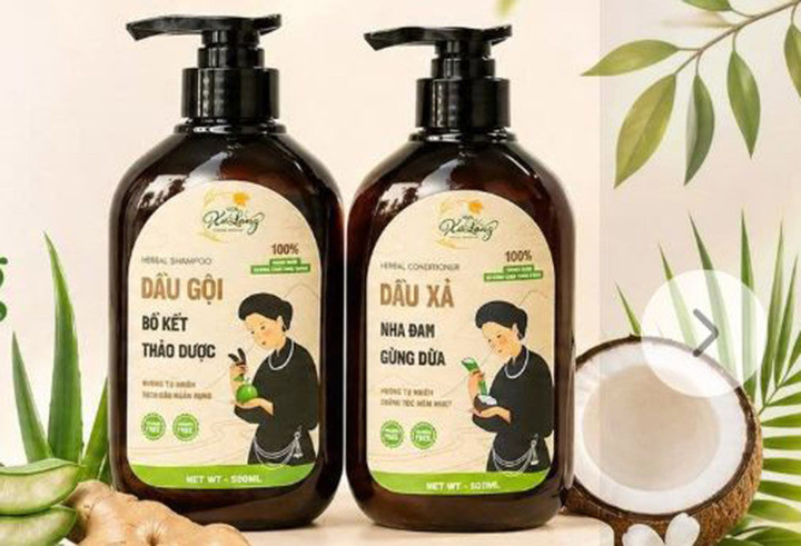 Thu hồi, tiêu hủy toàn quốc 2 sản phẩm dầu gội bồ kết, dầu xả nha đam. (Ảnh: Chụp màn hình fanpage Dầu gội thảo mộc thiên nhiên Hoa xứ Lạng)