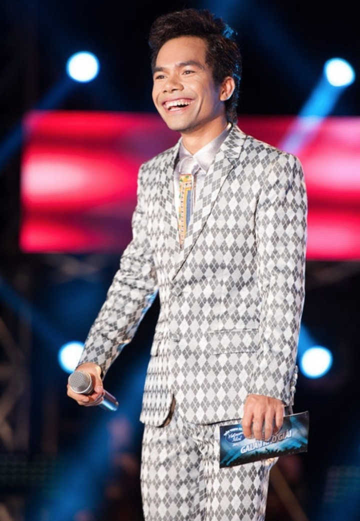 Ya Suy từng nổi tiếng khi giành quán quân Vietnam Idol 2012.