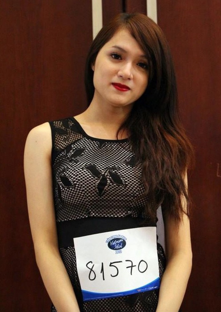 Hương Giang dừng chân ở top 4 Vietnam Idol 2012.