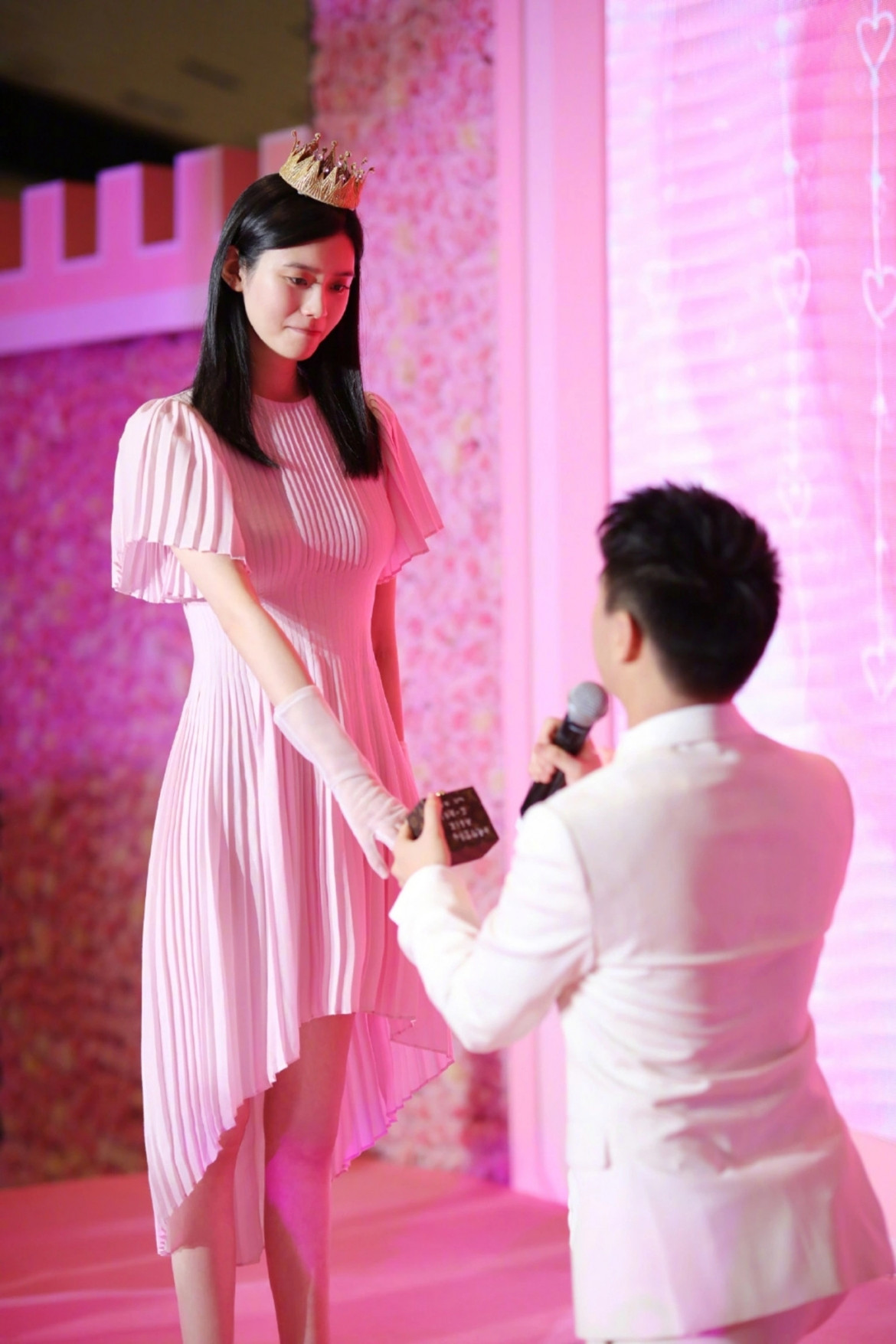 Hề Mộng Dao và sự thật phía sau câu chuyện “Lọ Lem lấy thiếu gia tỷ phú”插图3 he mong dao va su that phia sau cau chuyen lo lem lay thieu gia ty phu hinh anh 4