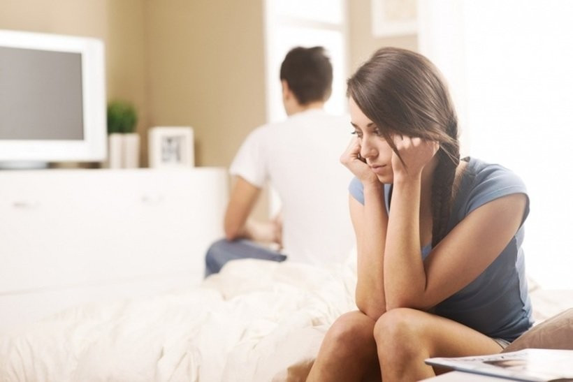 Kiểm tra điện thoại vợ thấy tin nhắn với nam đồng nghiệp lúc nửa đêm, tôi lao đi “đánh ghen” rồi xấu hổ quay về插图 ngoai-tinh-1-1780457863.jpg