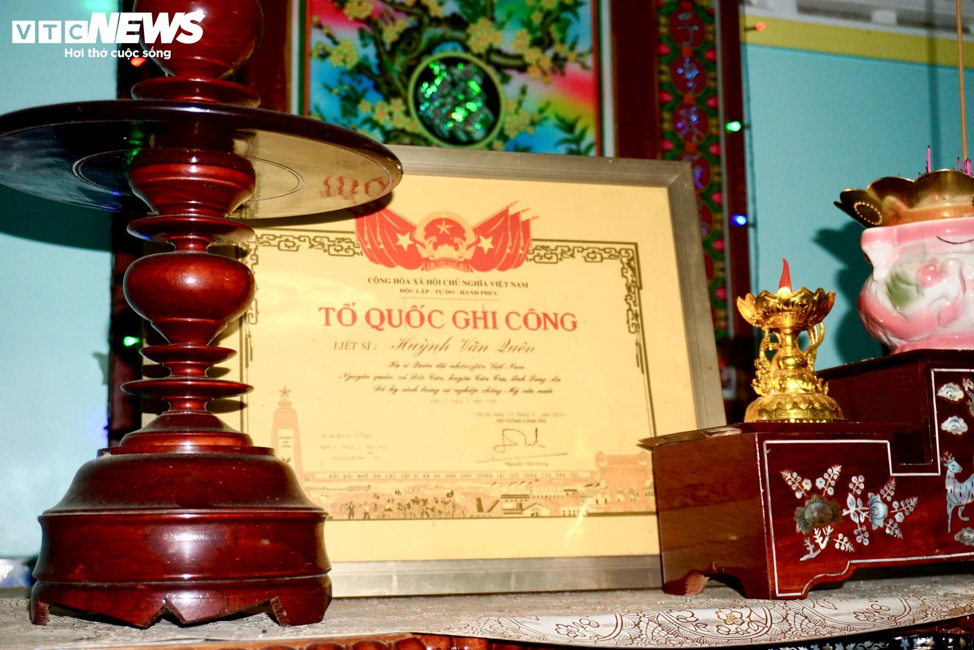 Người thương liệt sĩ Huỳnh Văn Quên: 'Tui mặc sẵn áo đẹp để lên đón ông về' - 4