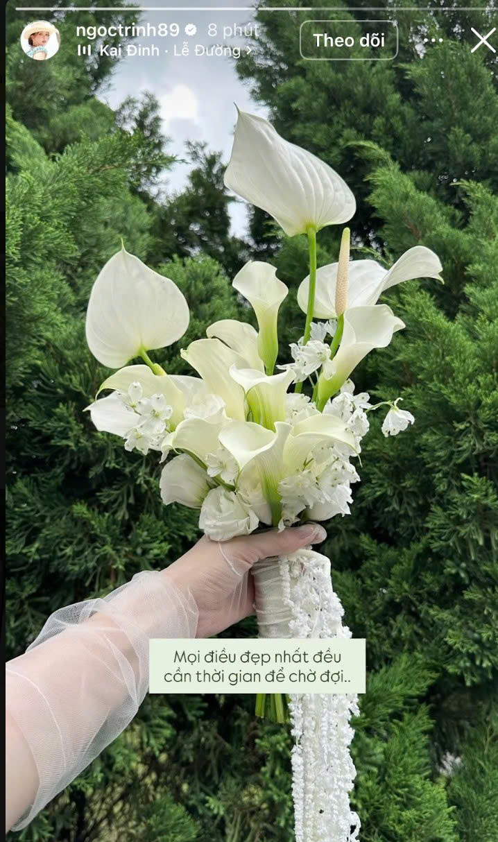 Trên mạng xã hội, cô còn đăng tải hình ảnh chụp bó hoa cưới và viết dòng trạng thái ẩn ý chiêm nghiệm. Ảnh: Chụp màn hình