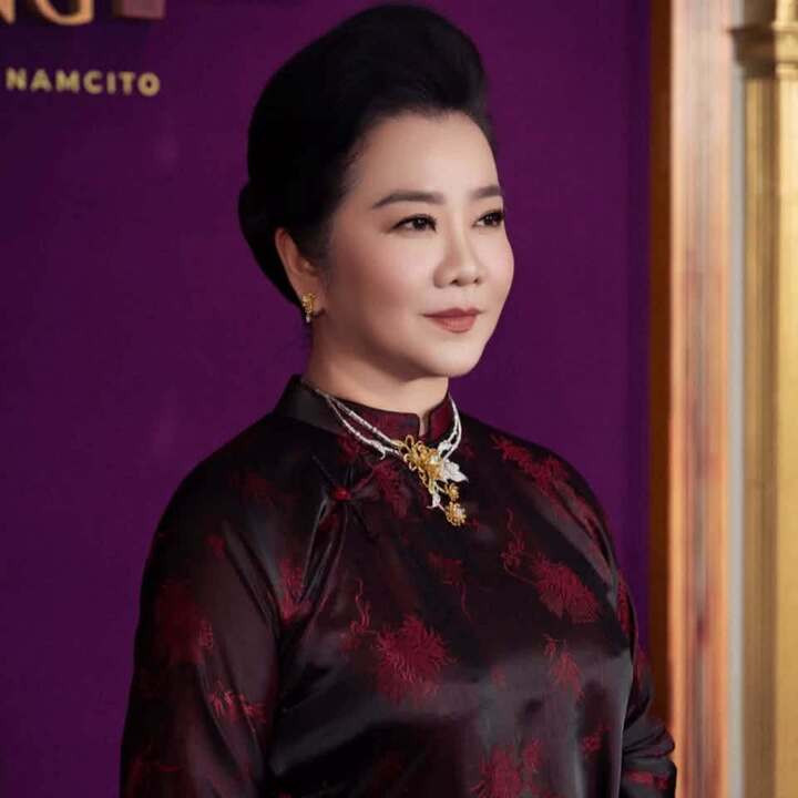 Bà Võ Thị Xuân Trang vào vai bà Lê Thị Bình - thân mẫu của Nam Phương Hoàng hậu.