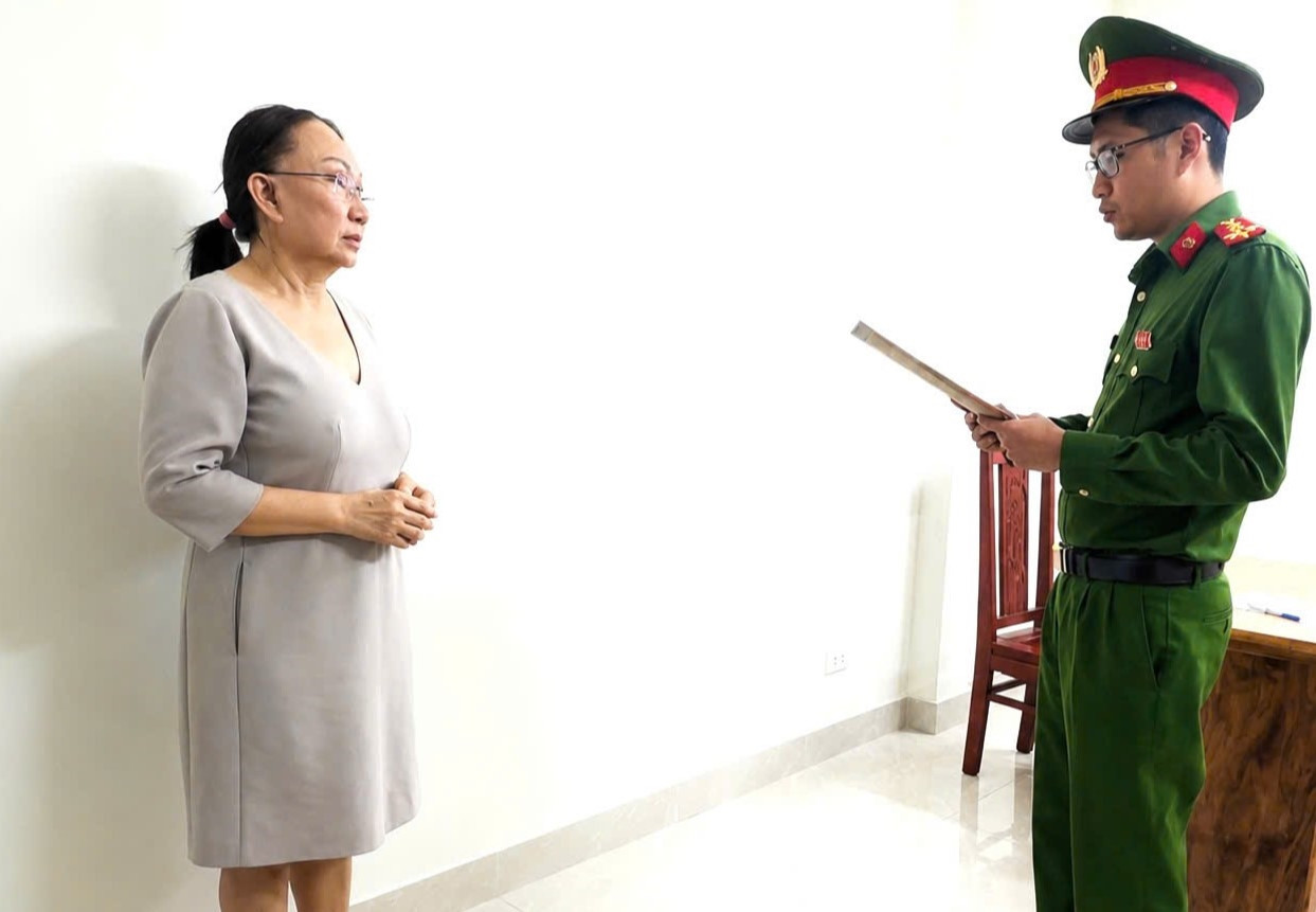 Vụ nhập lậu 28.000 viên kim cương: Khởi tố thêm 4 người, có chủ tiệm vàng Kim Lý插图 gen h 1hung.jpg