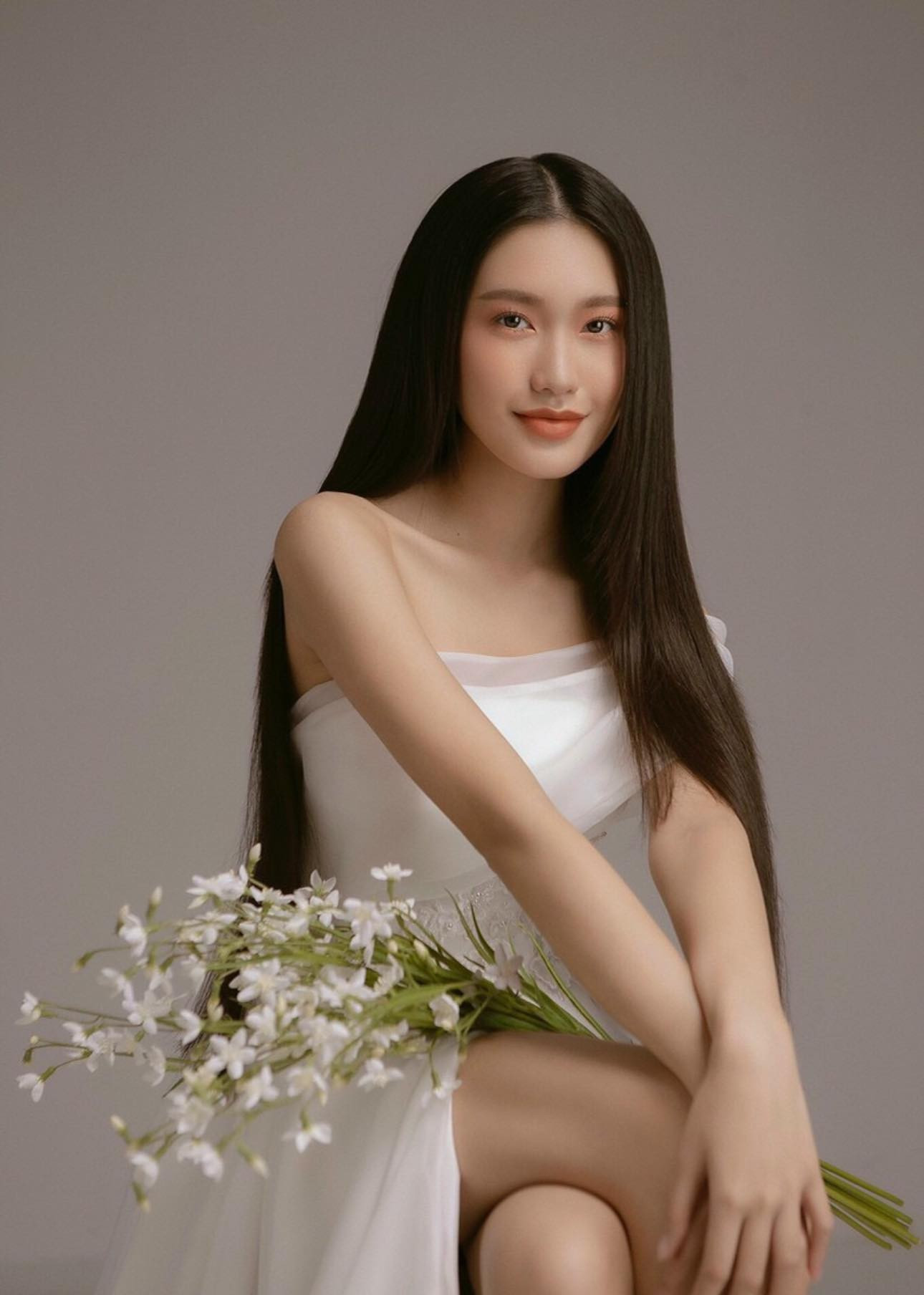 Visual 'thiên kim tiểu thư' của Doãn Hải My đẹp đến 'phát sáng' khiến Đoàn Văn Hậu mê mẩn插图3 doan-hai-my-6-1784171360.jpg