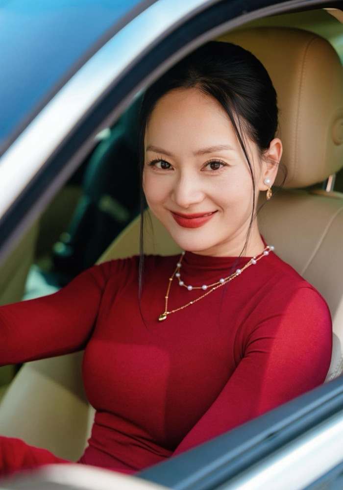 Diễn viên Lan Phương lạc quan hơn sau khi đi qua đổ vỡ - Ảnh 1.
