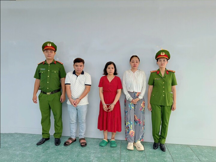 Các bị can tại cơ quan điều tra. (Ảnh: Công an TP.HCM)