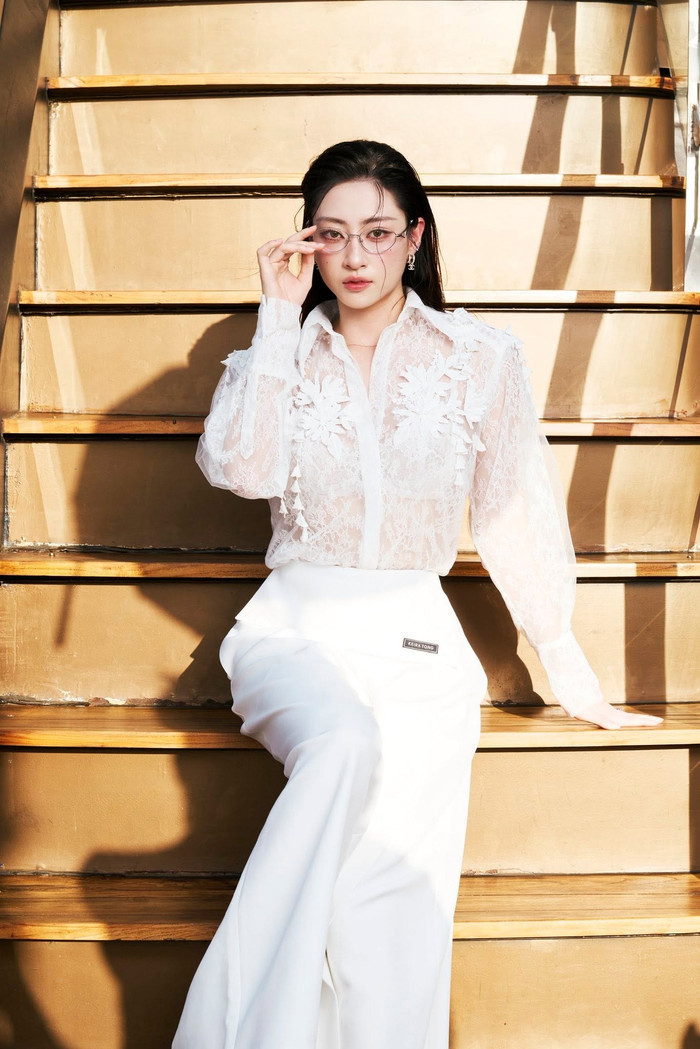 Lương Thùy Linh hiện đang theo đuổi sự nghiệp đa năng và chú trọng giáo dục.