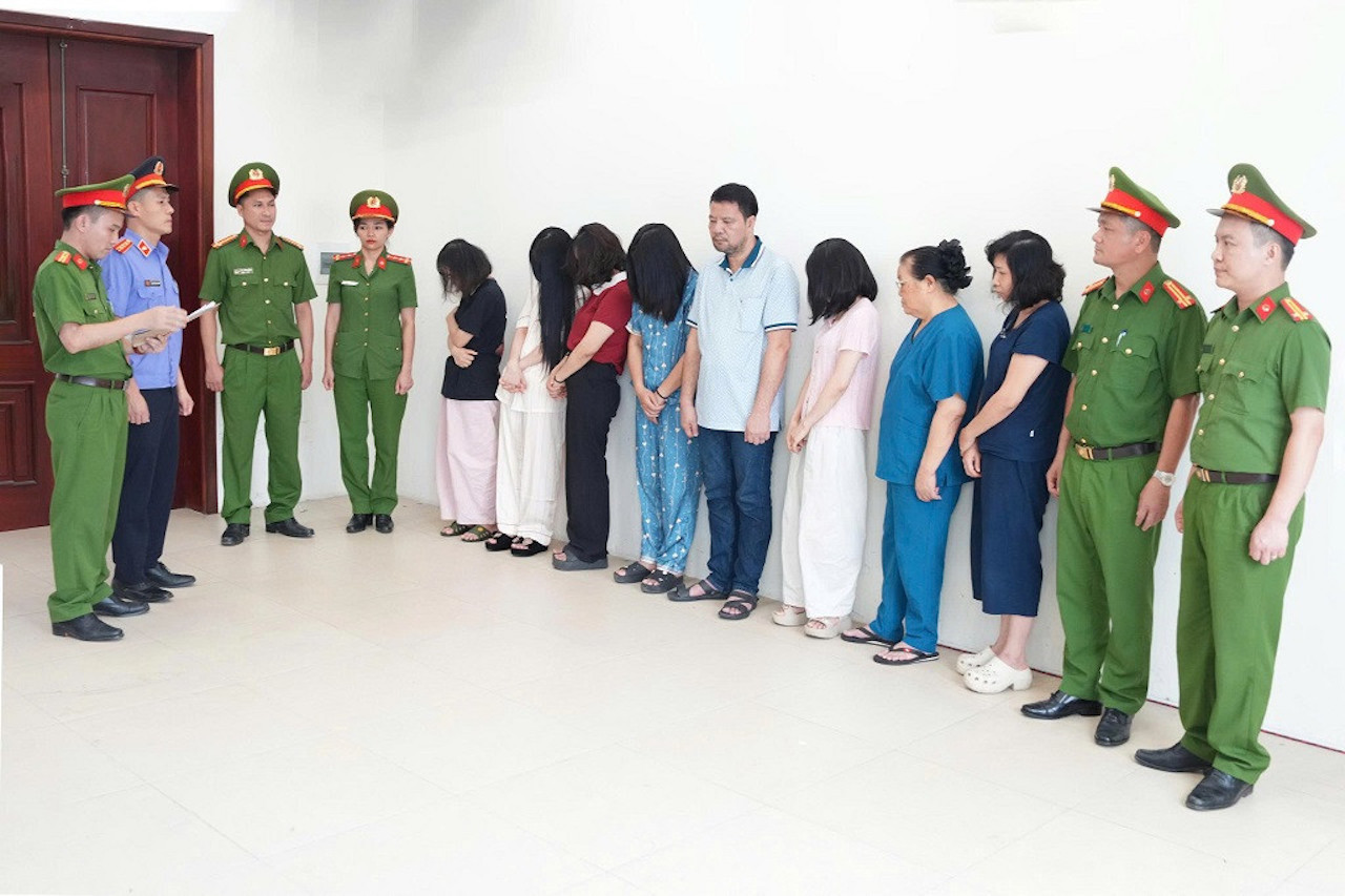 a doi tuong2 1165.jpg