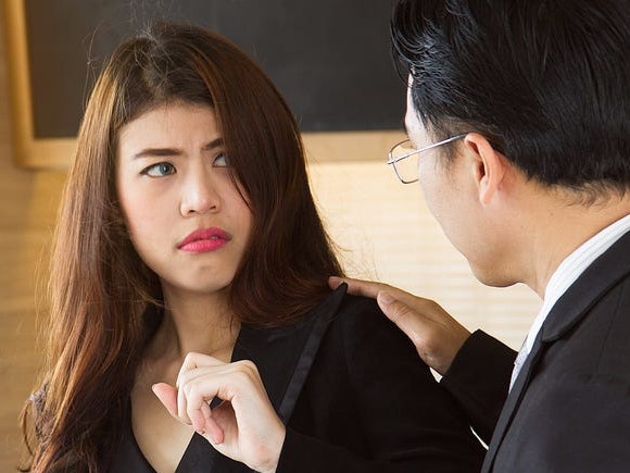 Tưởng mình khôn ngoan vì lén để dành tiền riêng, tôi không ngờ ngày chồng nhắm mắt cũng là lúc biết sự thật đau lòng插图 Tưởng mình khôn ngoan vì lén để dành tiền riêng, tôi không ngờ ngày chồng nhắm mắt cũng là lúc biết sự thật đau lòng - Ảnh 1