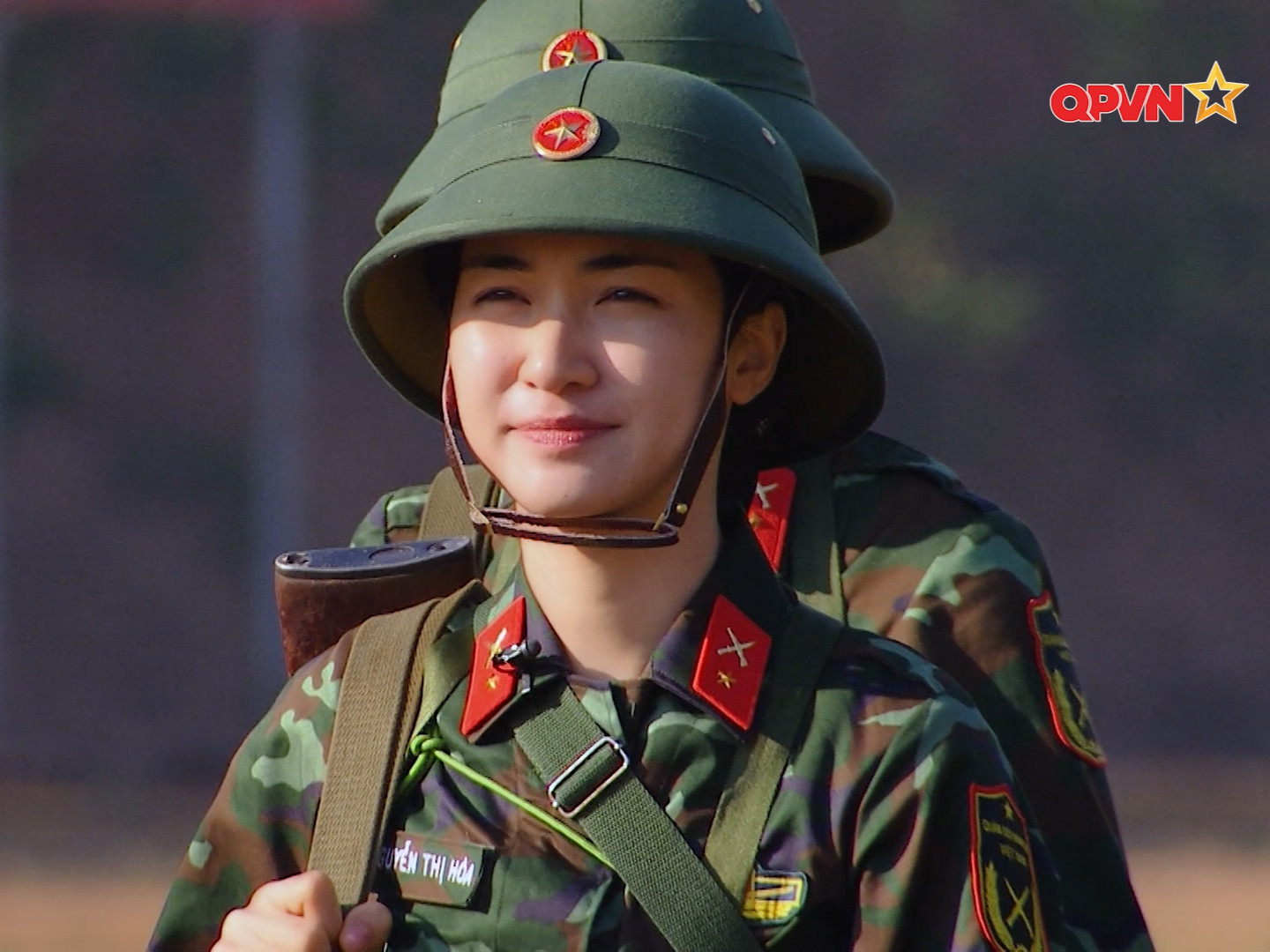 Khi không còn lớp trang điểm, 5 mỹ nhân Sao Nhập Ngũ vẫn chứng minh sức hút từ vẻ đẹp tự nhiên插图6 5 mỹ nhân Sao Nhập Ngũ có mặt mộc khiến người xem tự ái: Chi Pu vào đây đụng toàn