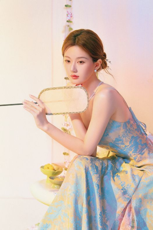 Đúng 6h sáng ngày mai, thứ Bảy 4/7/2026, 3 con giáp mở mắt 'tiền rơi trúng người', đỏ cả tình lẫn tiền, tài lộc vượng phát như 'phượng hoàng sải cánh' - Ảnh 2
