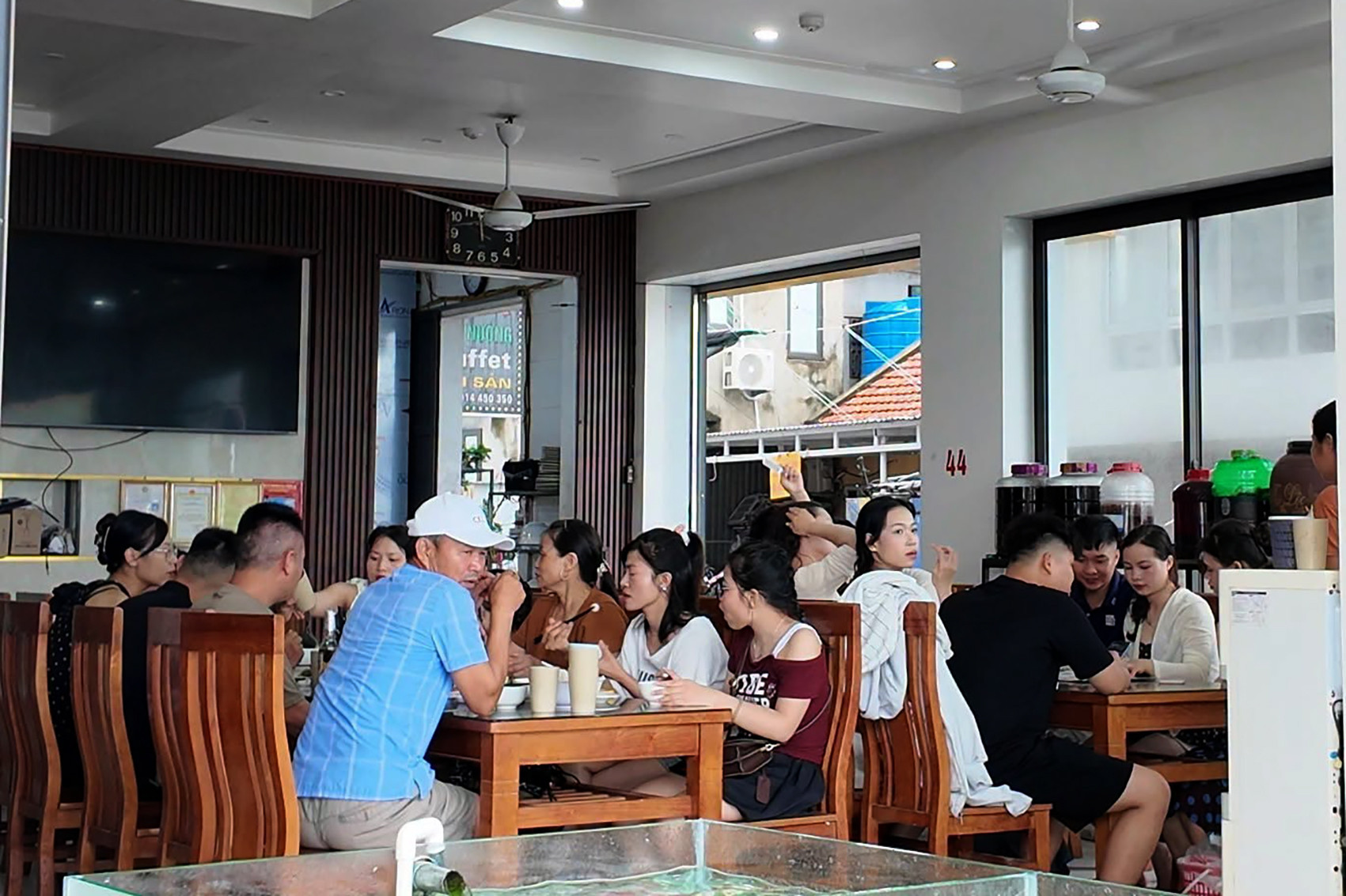 Hơn 2.800 du khách vẫn trên đảo Cô Tô khi bão số 1 sắp tiếp cận插图1 736921656_4535161270074258_2193222013416322407_n.jpeg