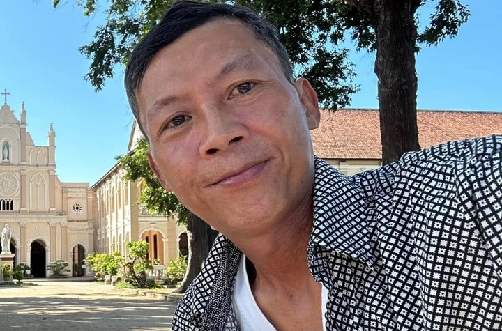 Nhà thơ Bùi Thanh Tuấn.