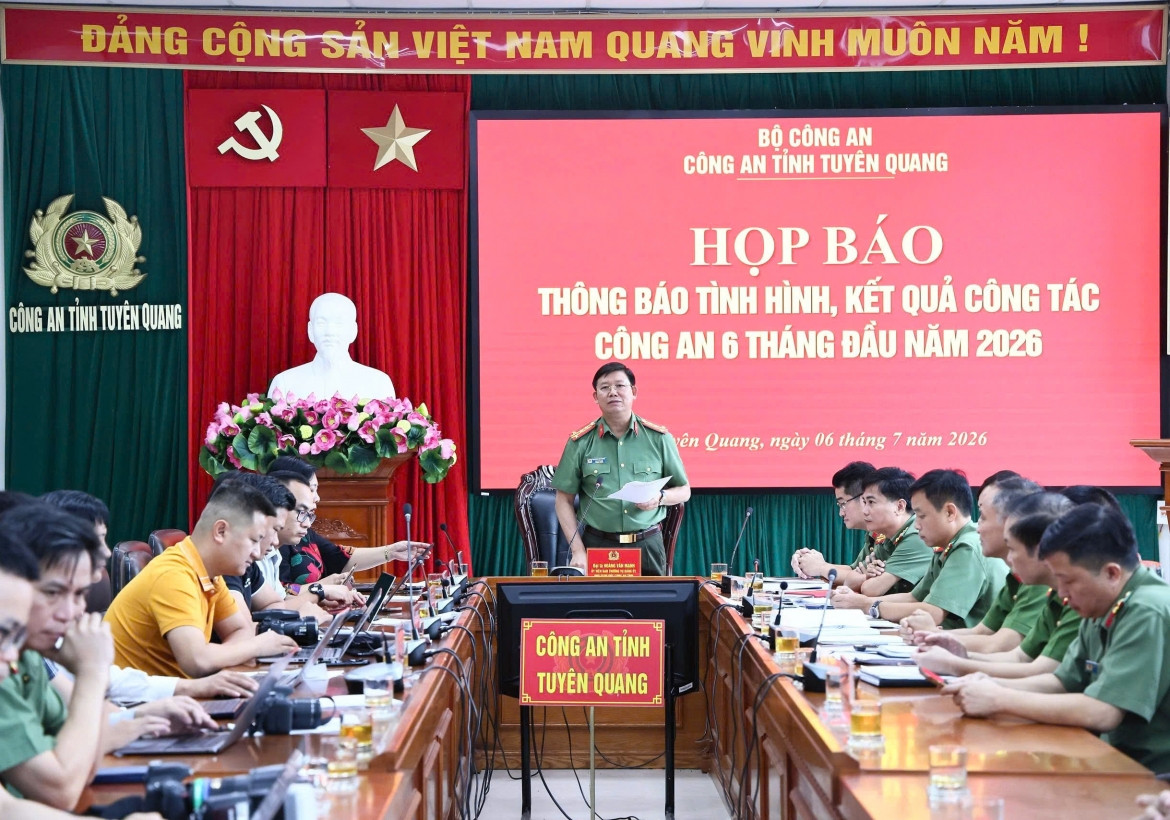 vu diem 10 mon toan o tuyen quang giao vien nguyen ha duy bi bat ve toi gi hinh anh 2