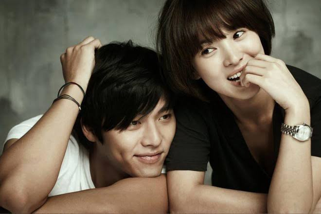Thông tin người đàn ông bị bắt gặp đi chơi thân thiết với Song Hye Kyo