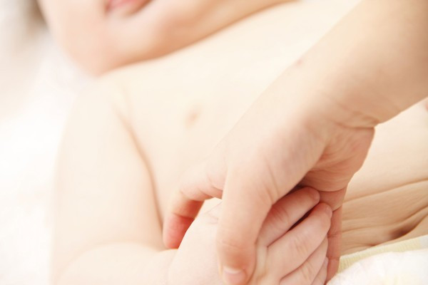 Gửi con được 3 ngày, cha mẹ nhận tin dữ: Bé trai 3 tháng tuổi tử vong sau giờ ngủ trưa插图1 be-trai-1786350504.jpg