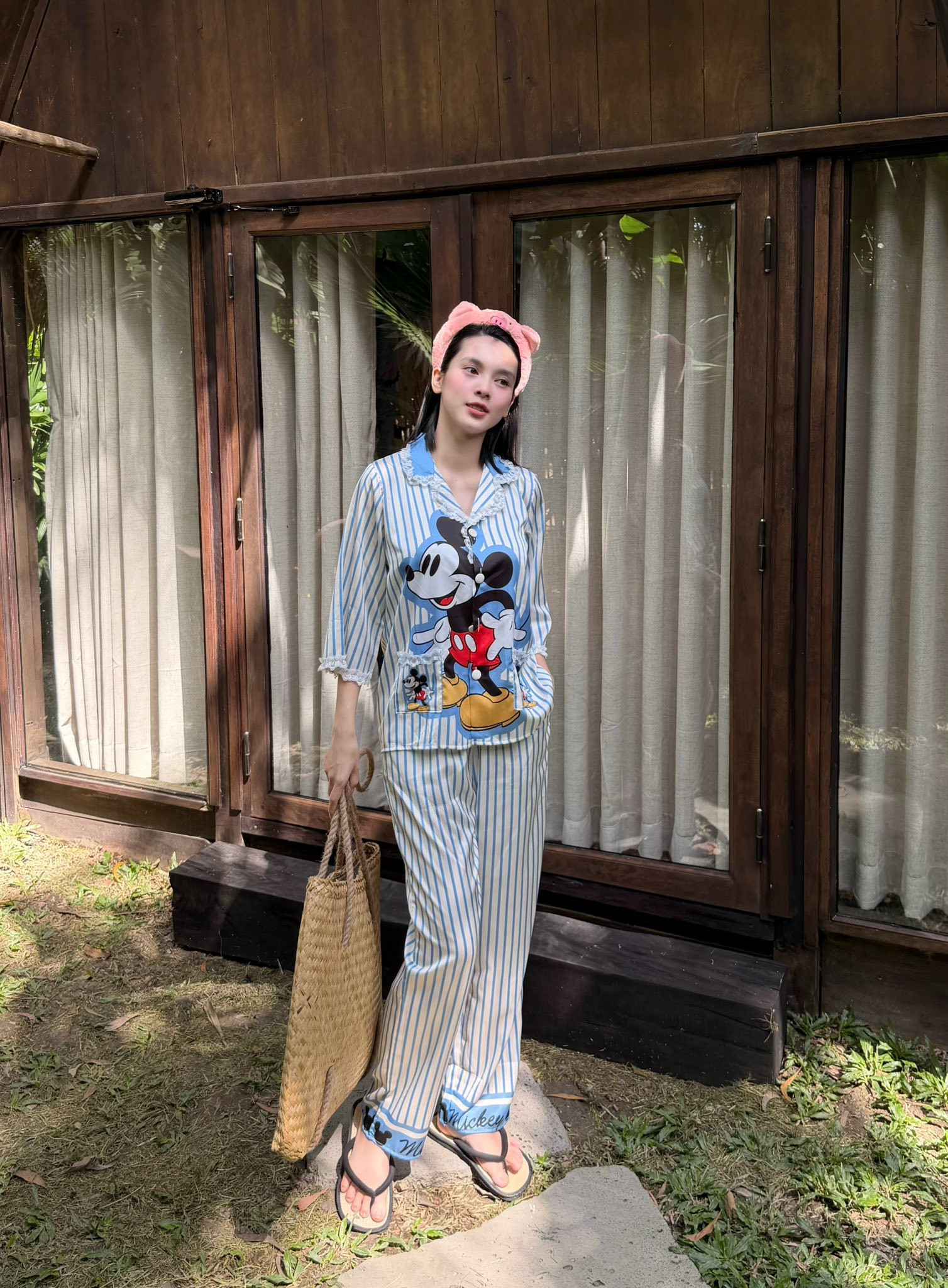 Cuộc sống làm dâu miền Tây trong biệt phủ của mỹ nhân showbiz, cưới không cần sính lễ - Ảnh 3.