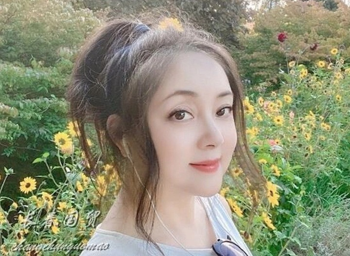 Con đường thành đại gia trăm triệu USD của mỹ nhân 'Hồng lâu mộng' - 3