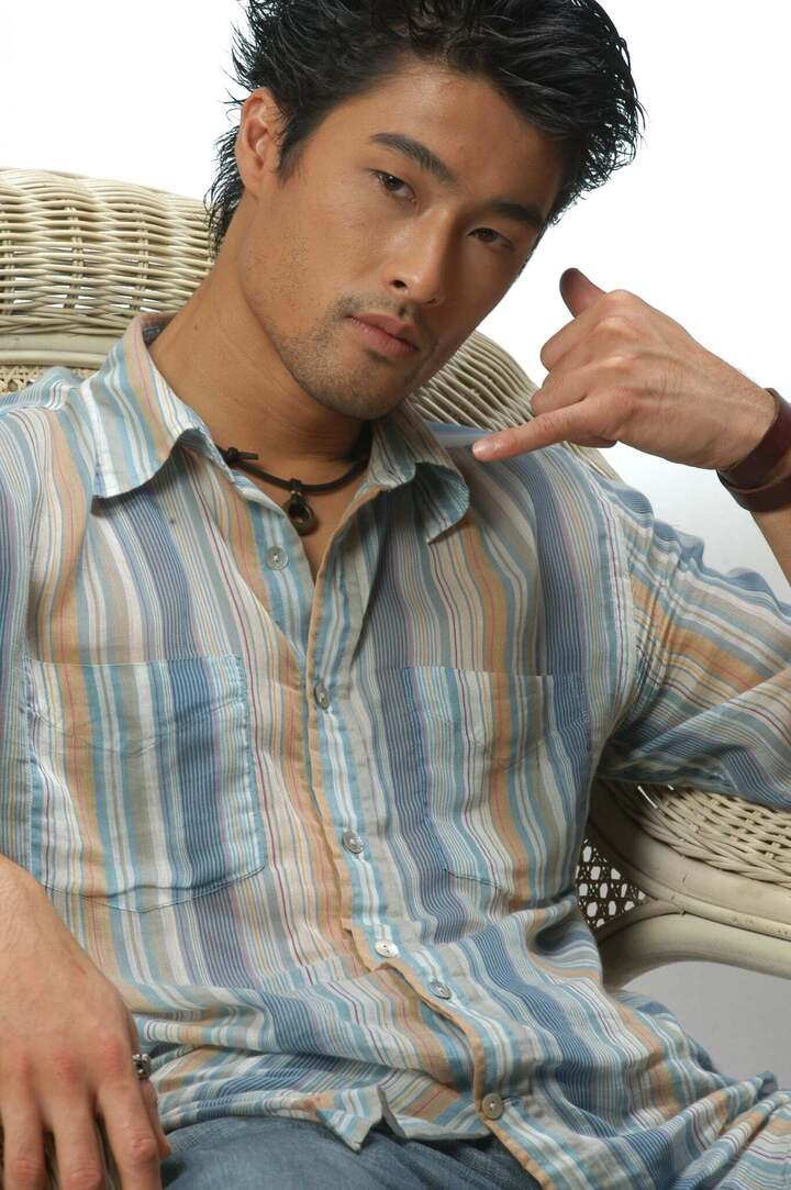 Johnny Trí Nguyễn tham gia nhiều bom tấn Hollywood và là ngôi sao dòng phim hành động ở Việt Nam.