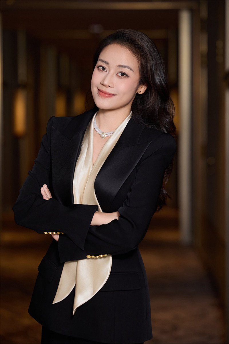 phi thuy linh 04 1741.jpg