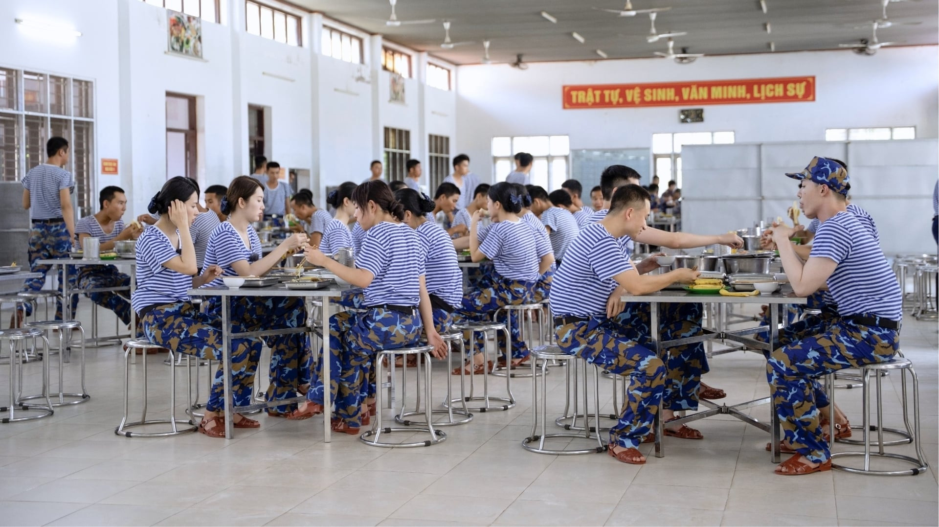Quốc Trường rũ bỏ hình ảnh “nam thần” khi tham gia Sao Nhập Ngũ 2026插图3
