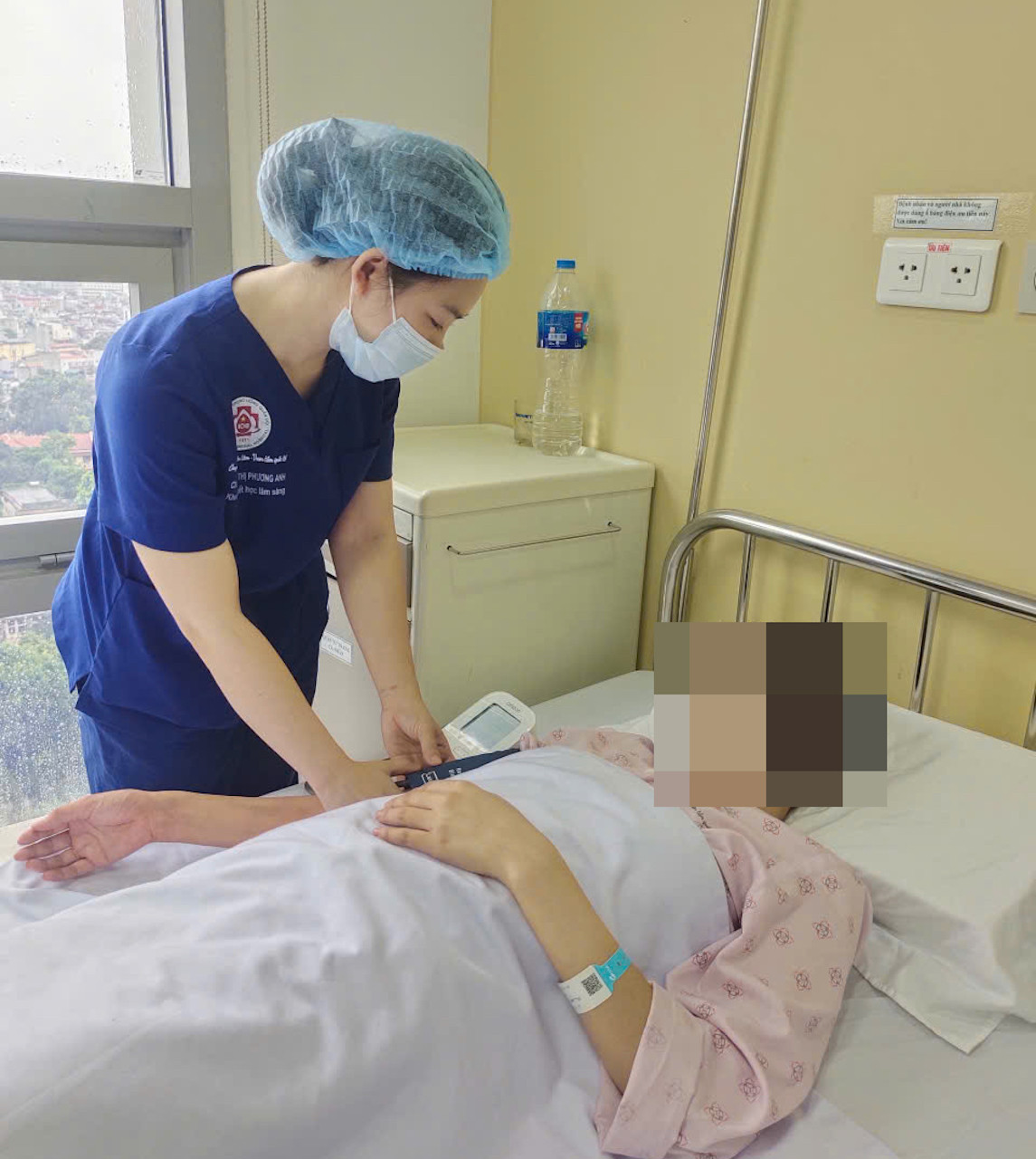 Hoa mắt, chóng mặt, người phụ nữ 35 tuổi không ngờ mắc ung thư máu cấp插图 BN _Ung_thư_mau.jpg