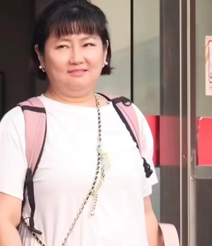Selina Nhậm Gia Huyên khiến khán giả không nhận ra khi với ngoại hình tăng cân nhiều.
