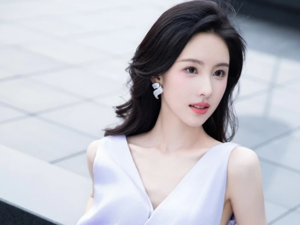 Đúng ngày mai, thứ Bảy 22/8/2026, 3 con giáp thiện lương được ƠN TRÊN ĐỀN ĐÁP, tài lộc đỏ như son, tiền tài cứ thế mà rủng rỉnh túi - Ảnh 2