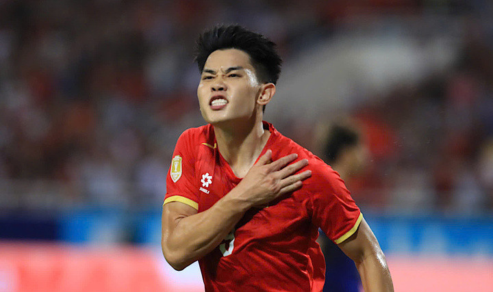 Đình Bắc giành danh hiệu Cầu thủ xuất sắc nhất ASEAN Cup 2026.