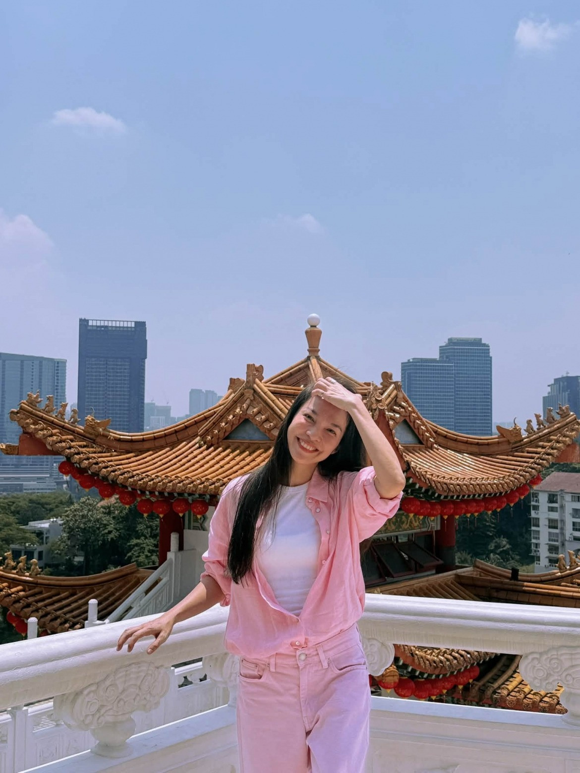 hien thuc_3.jpg
