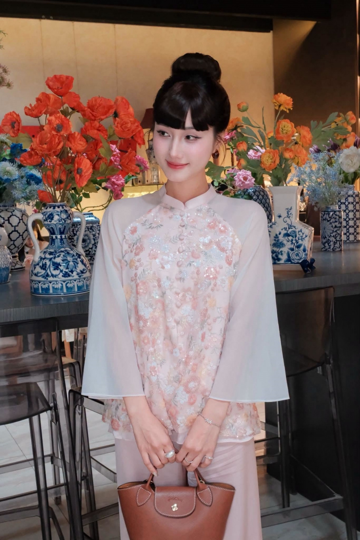 sao viet 27-8 hien thuc dep rang ro, bat ngo nhac chuyen tinh yeu hinh anh 13