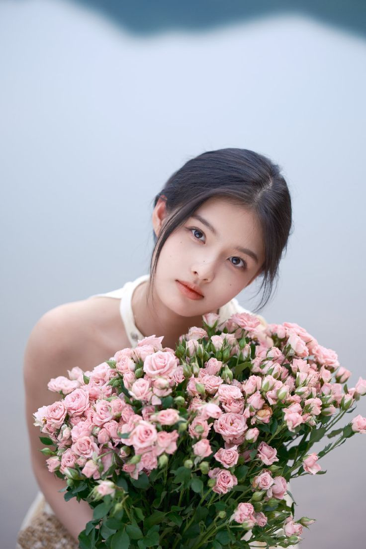 Kể từ ngày mai, thứ Ba 4/8/2026, 3 con giáp 'lọt vào mắt xanh Thần Tài', trúng số độc đắc, công danh vượng phát, tăng lương nhiều số - Ảnh 2