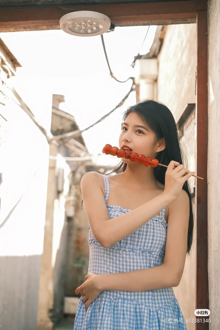 Trúng số độc đắc đúng ngày 4/8/2026, Thần Tài 'nâng khăn sửa túi' cho 3 con giáp xòe tay hứng 'mưa vàng mưa bạc', công việc thuận lợi, nắm trong tay sổ tiết kiệm bạc tỷ - Ảnh 2