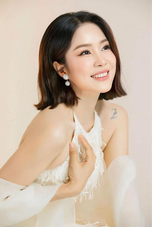 Mỹ nhân Vbiz ê chề vì bị cắt 3 vai diễn cùng lúc: Giờ đóng phim nào cũng hot, giảm 30kg đẹp ná thở