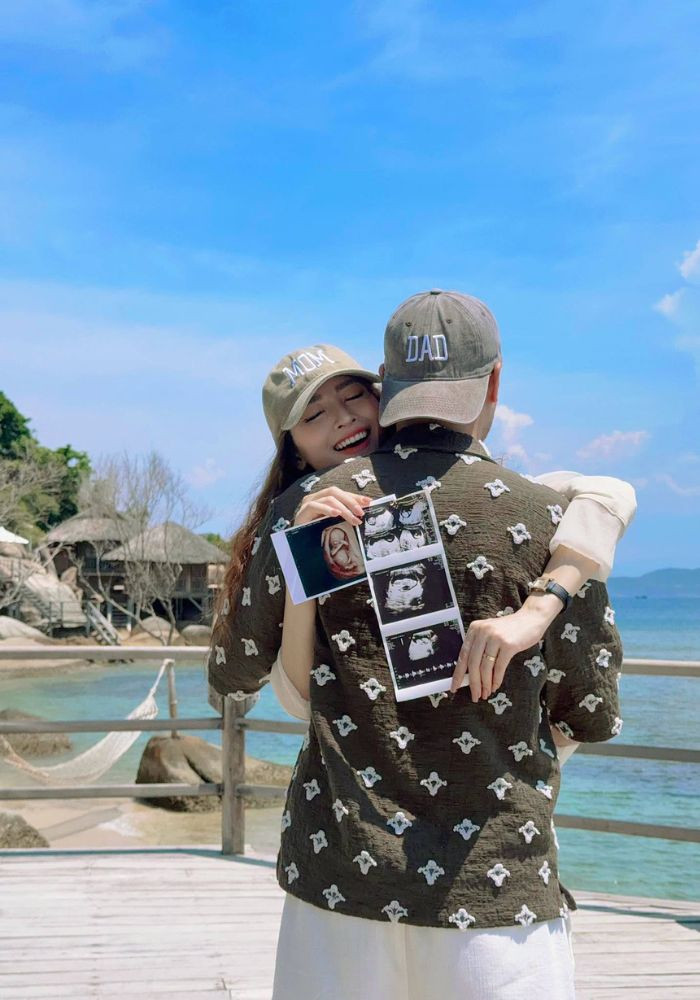 2 mỹ nhân showbiz Việt hạnh phúc bên chồng cầu thủ, tận hưởng hôn nhân ngọt ngào插图2 anh 10 1974.jpg