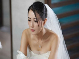 Ngay đêm tân hôn, chồng khóa cửa bắt vợ ngủ phòng khách vì lý do khiến tôi bối rối  - Ảnh 1