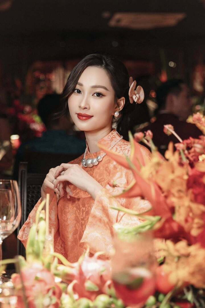 Hoa hậu Việt Nam từng 2 lần từ chối thi Miss World giờ ra sao?插图3 Nhan sắc ở tuổi U40 của Đặng Thu Thảo.