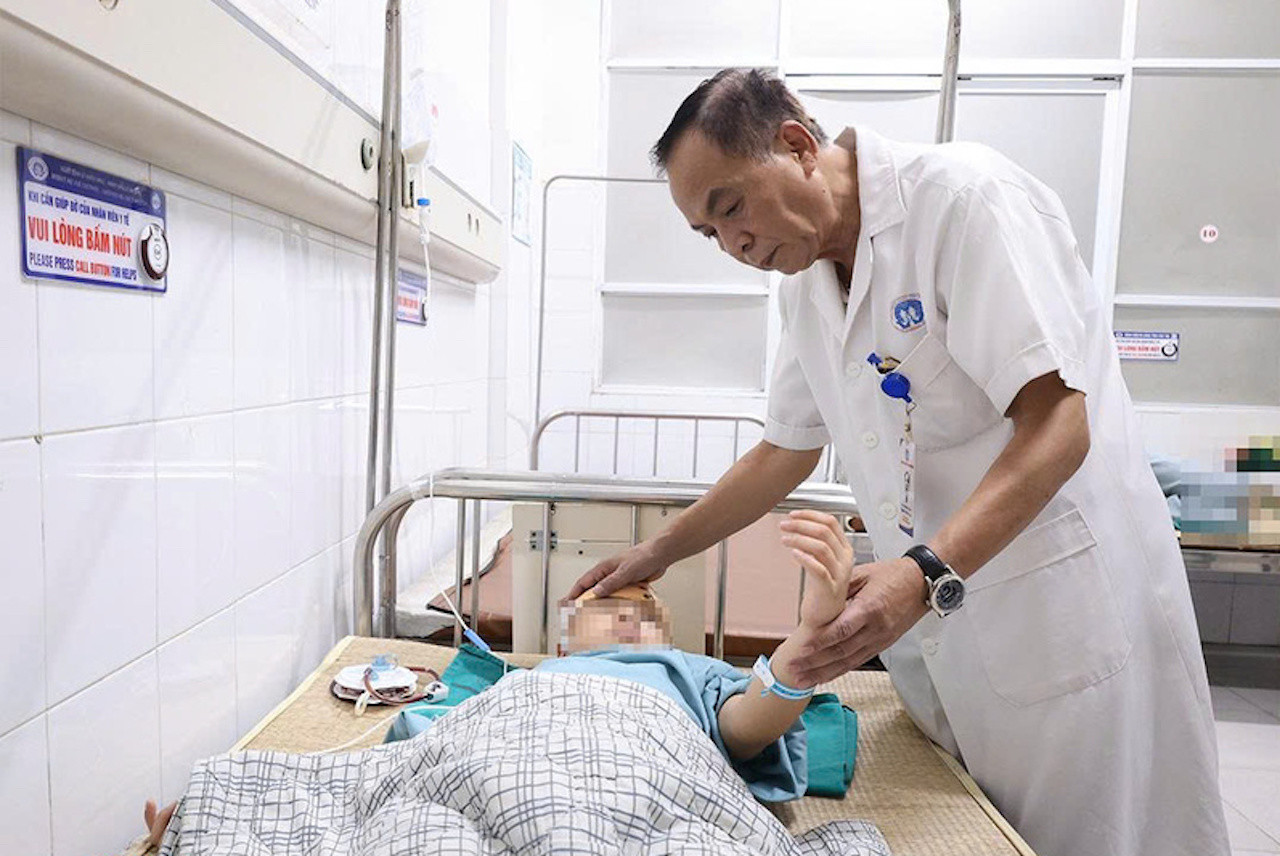 chan thuong so nao o tre em 1.jpg