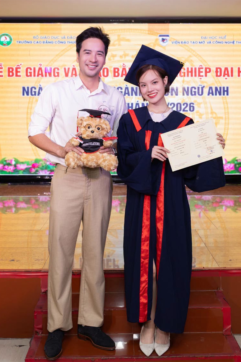 https://static-images.vnncdn.net/vps_images_publish/000001/000003/2026/9/14/tai-02-680.jpg