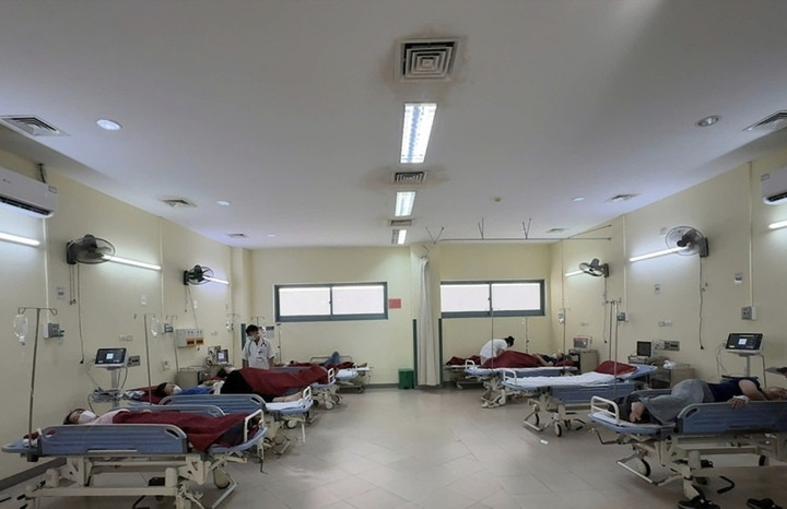 Đến nay, có 32 trường hợp được ra viện và 169 bệnh nhân đang tiếp tục điều trị nghi do ngộ độc